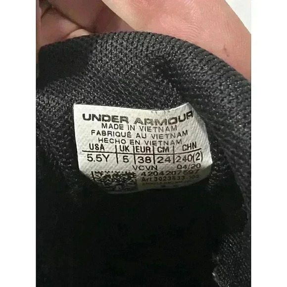 UNDER ARMOUR LOCKDOWN 5 - Youth Boy's Black White Basketball Shoes Sneakers-5.5Y - Picture 11 of 12